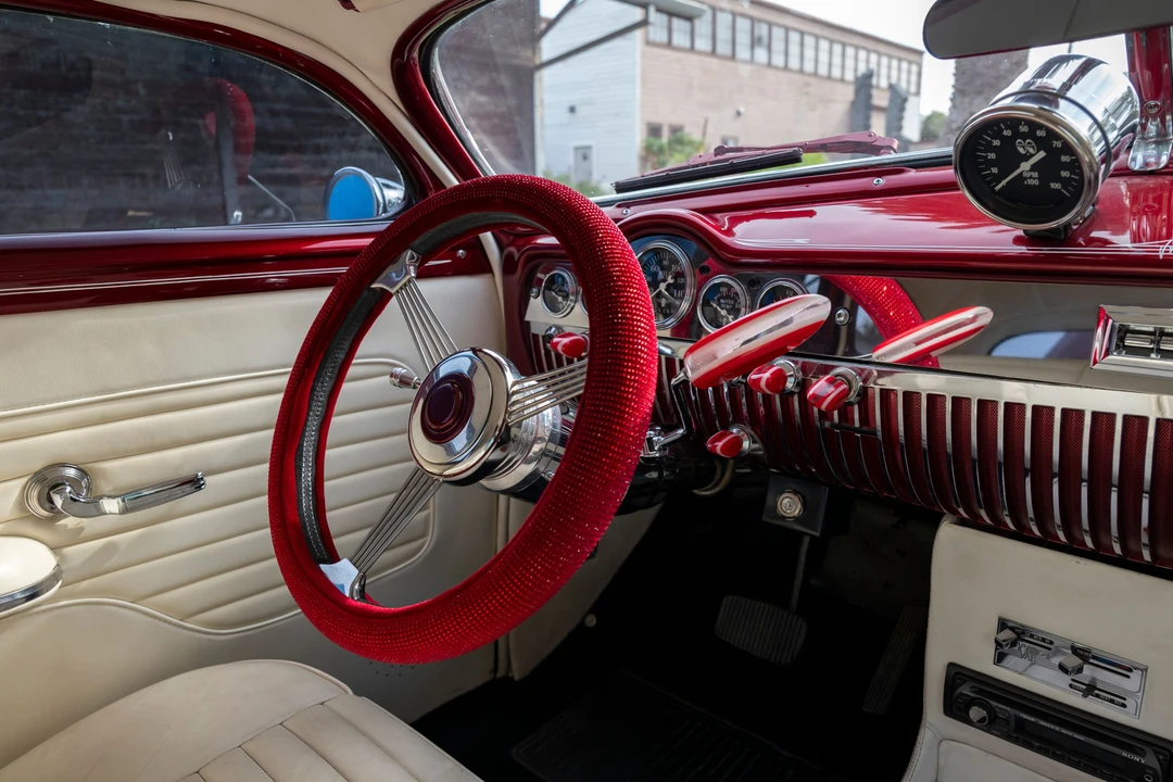 1951 Mercury Eight - Image 5 of 31