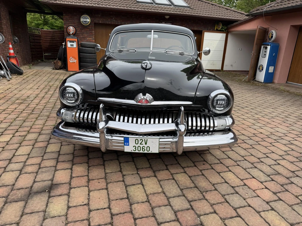 1951 Mercury Eight - Image 14 of 31