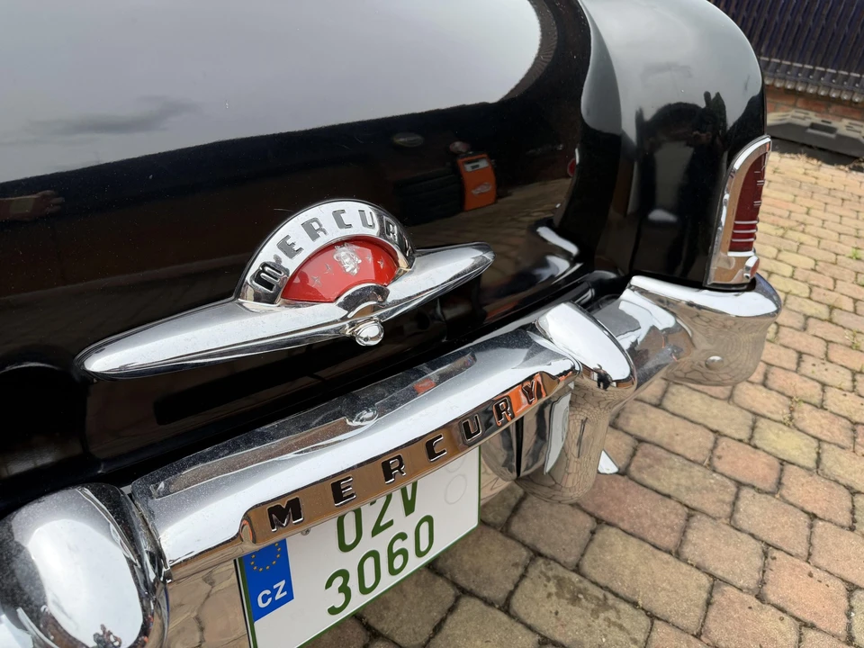 1951 Mercury Eight - Image 18 of 31