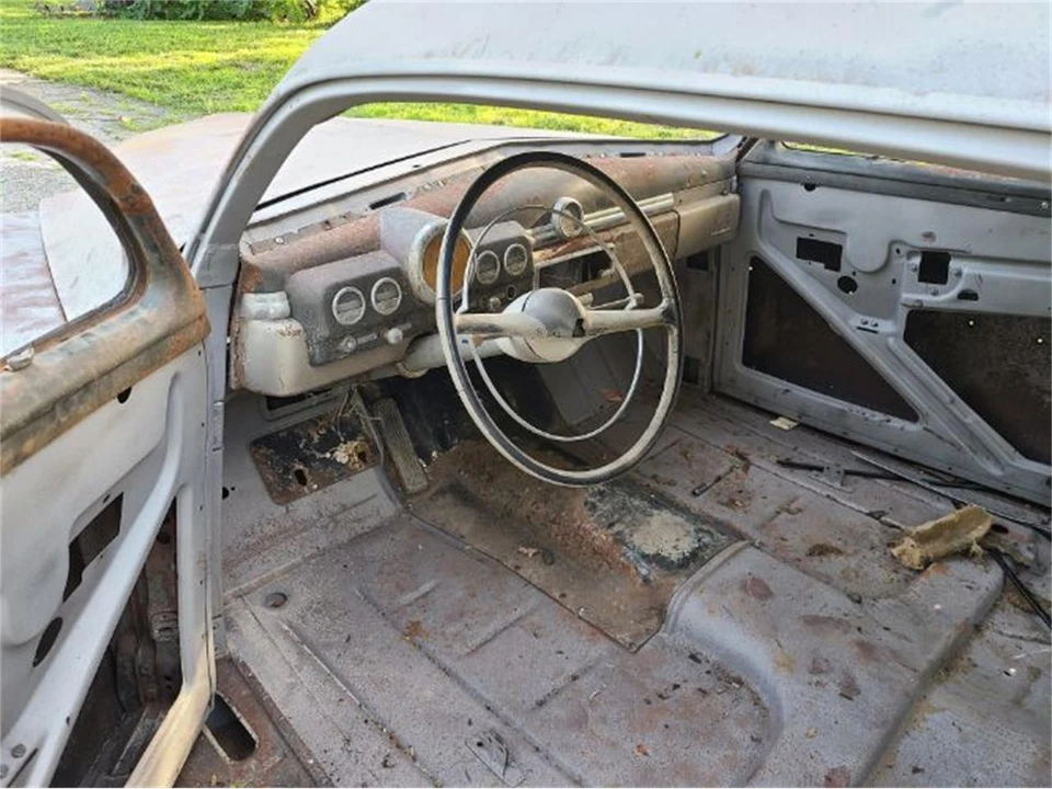 1951 Mercury Eight - Image 5 of 23