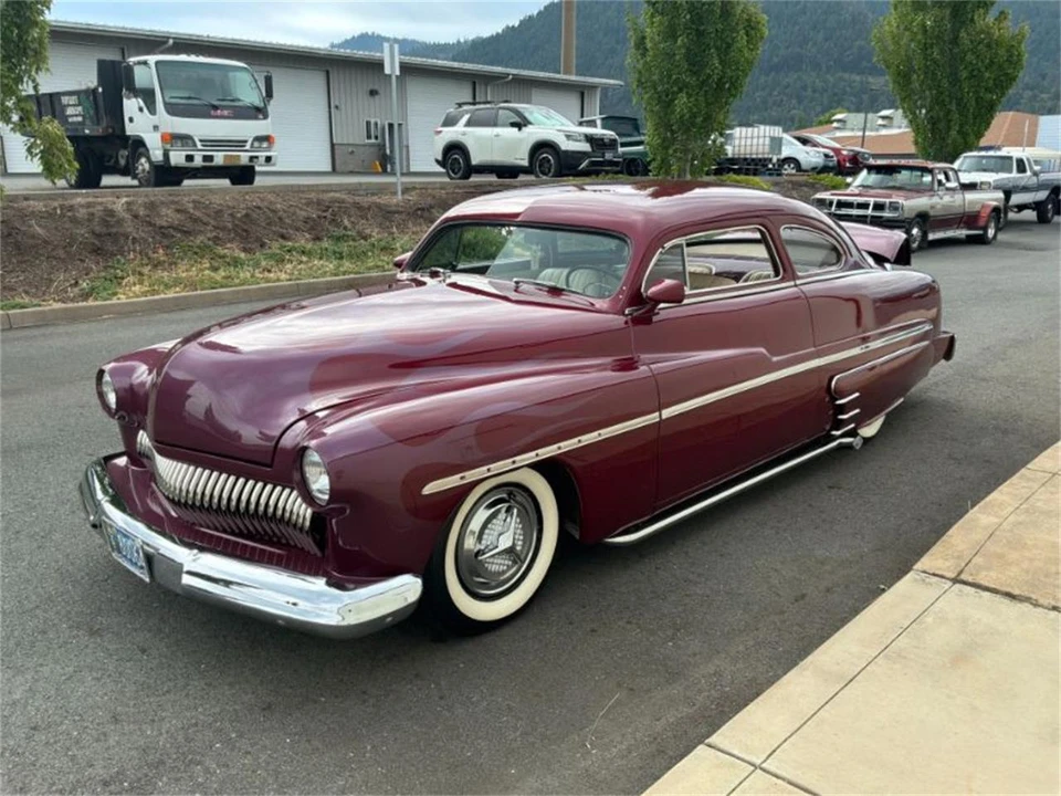 1951 Mercury Eight - Image 2 of 30