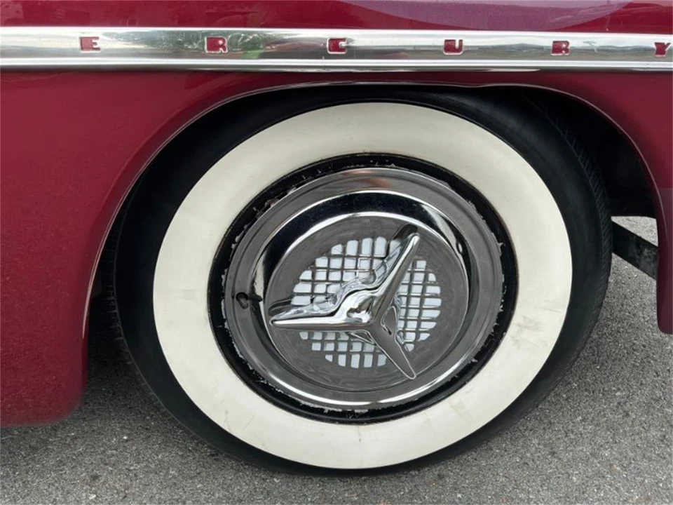 1951 Mercury Eight - Image 18 of 30