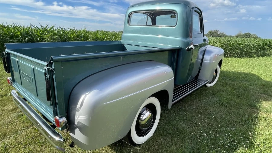 1951 Mercury Eight - Image 16 of 17