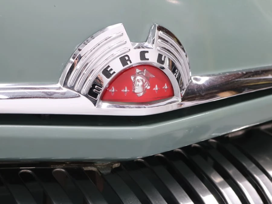 1951 Mercury Eight - Image 10 of 31