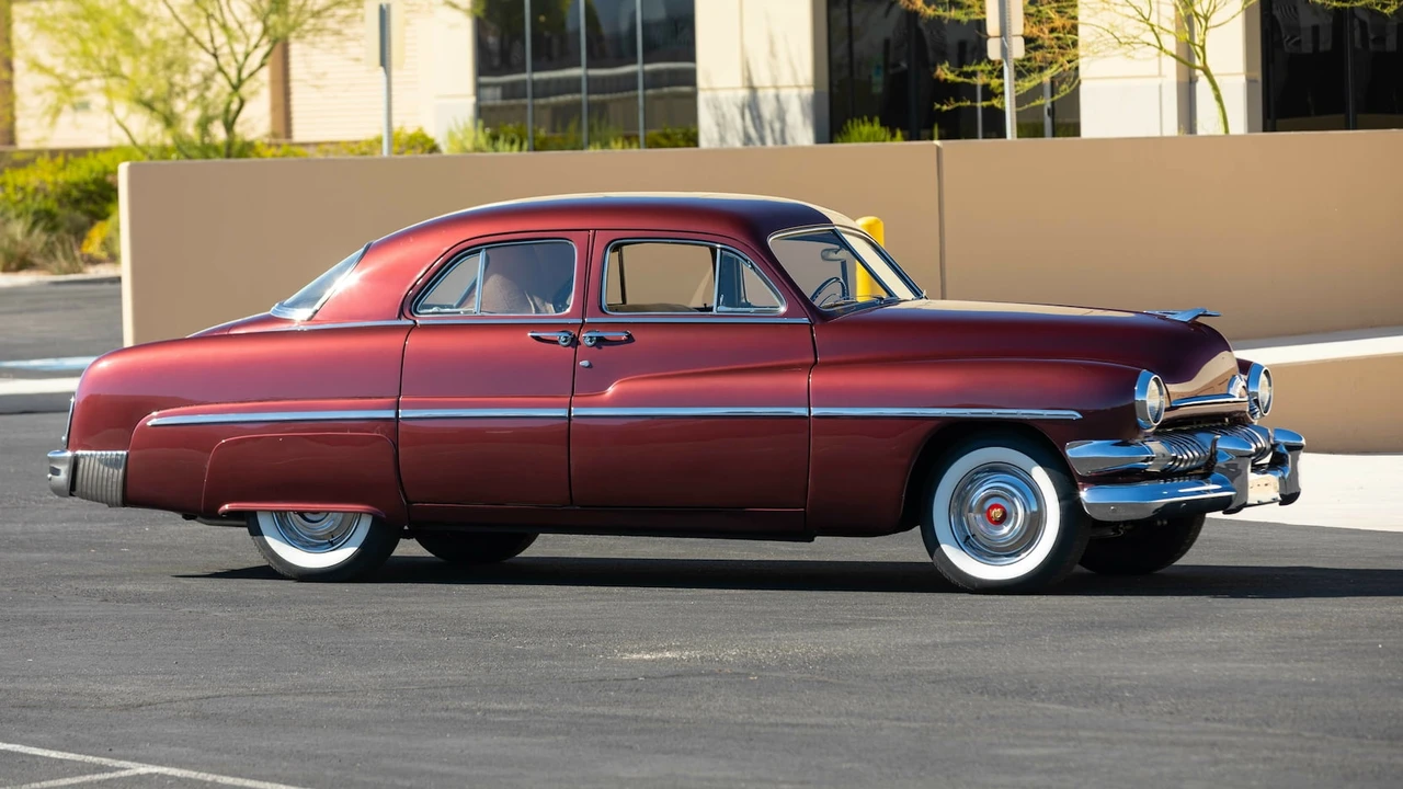 1951 Mercury Eight - Image 12 of 21