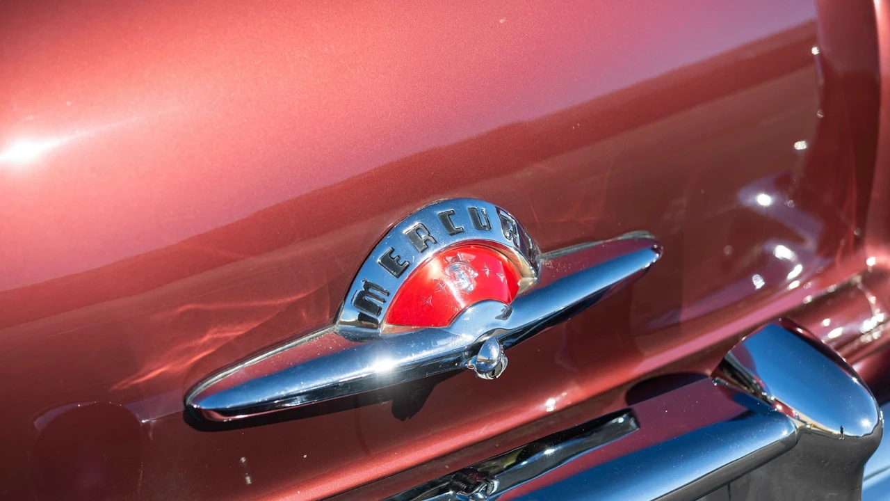 1951 Mercury Eight - Image 9 of 21