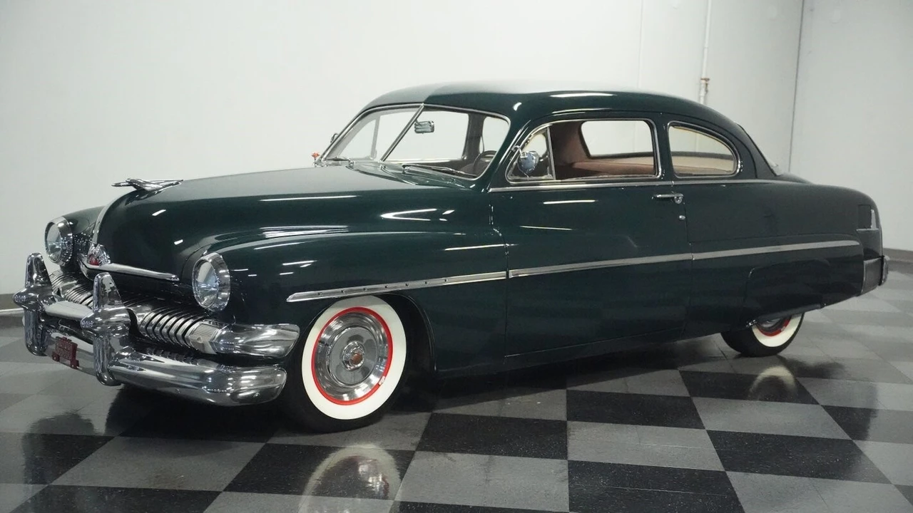 1951 Mercury Eight - Image 6 of 12
