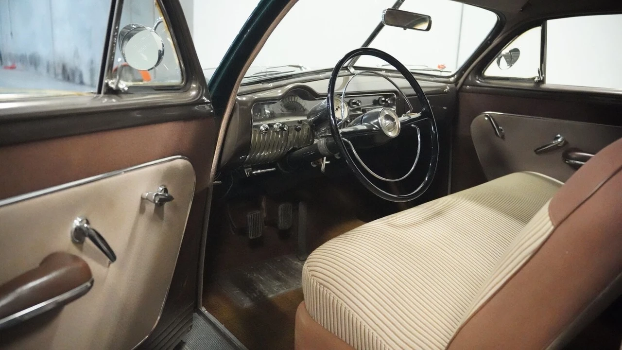 1951 Mercury Eight - Image 5 of 12