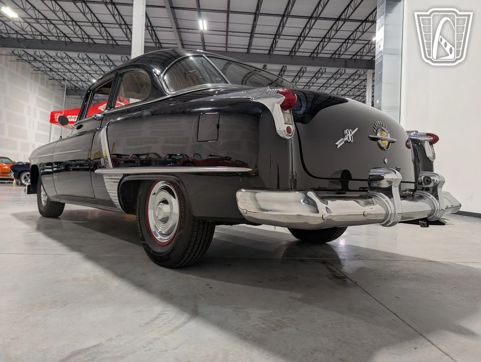 1951 Oldsmobile 88 - Image 11 of 12