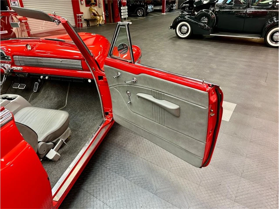 1951 Oldsmobile 88 - Image 30 of 31