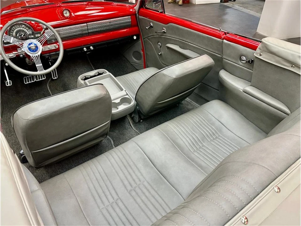 1951 Oldsmobile 88 - Image 28 of 31