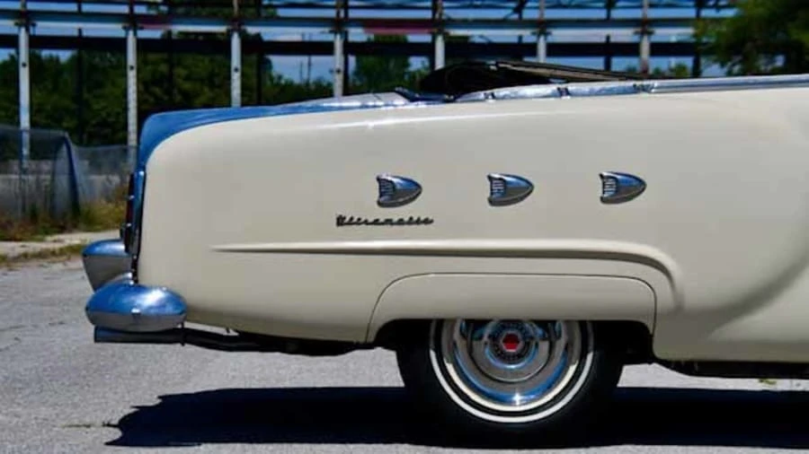 1951 Packard Clipper - Image 9 of 12