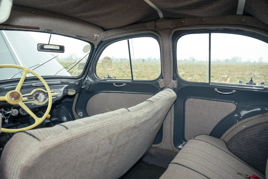 1951 Panhard - Image 16 of 30
