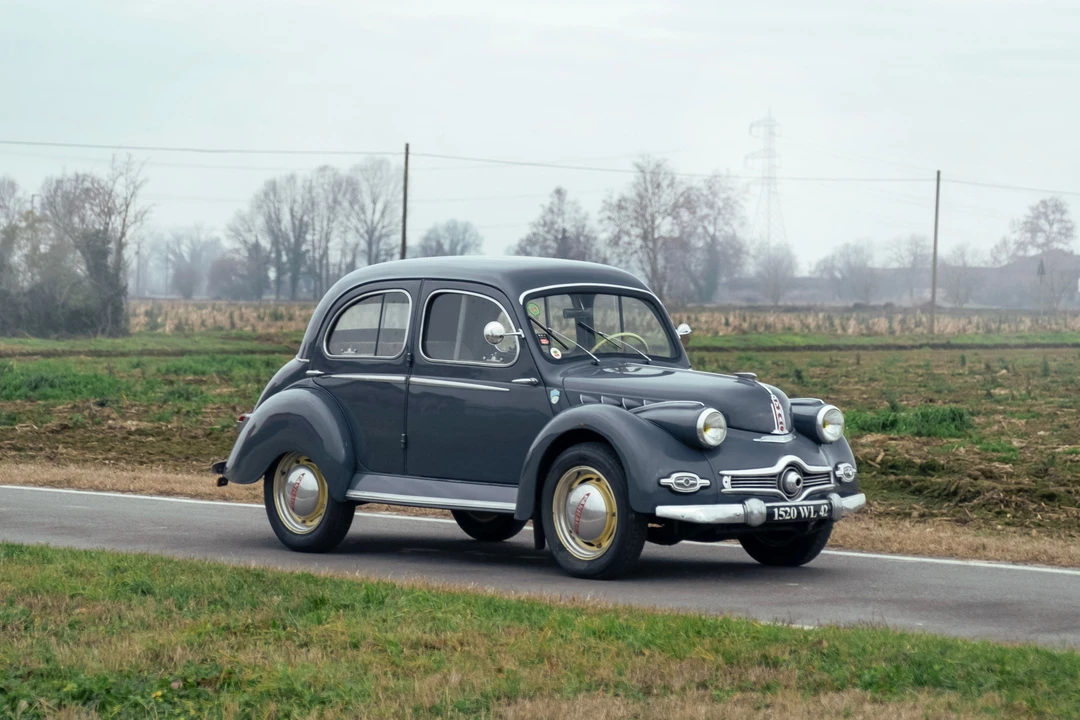 1951 Panhard - Image 4 of 30