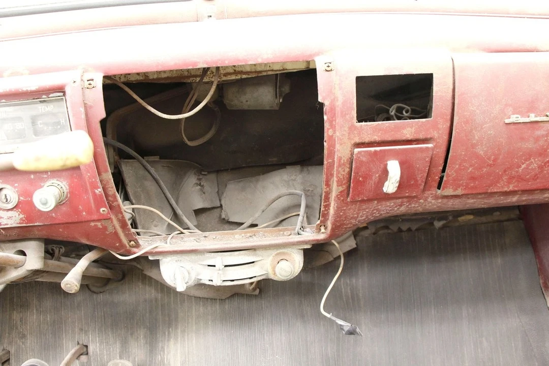 1951 Plymouth - Image 25 of 31