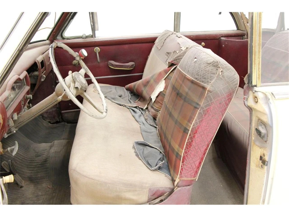 1951 Plymouth - Image 19 of 31