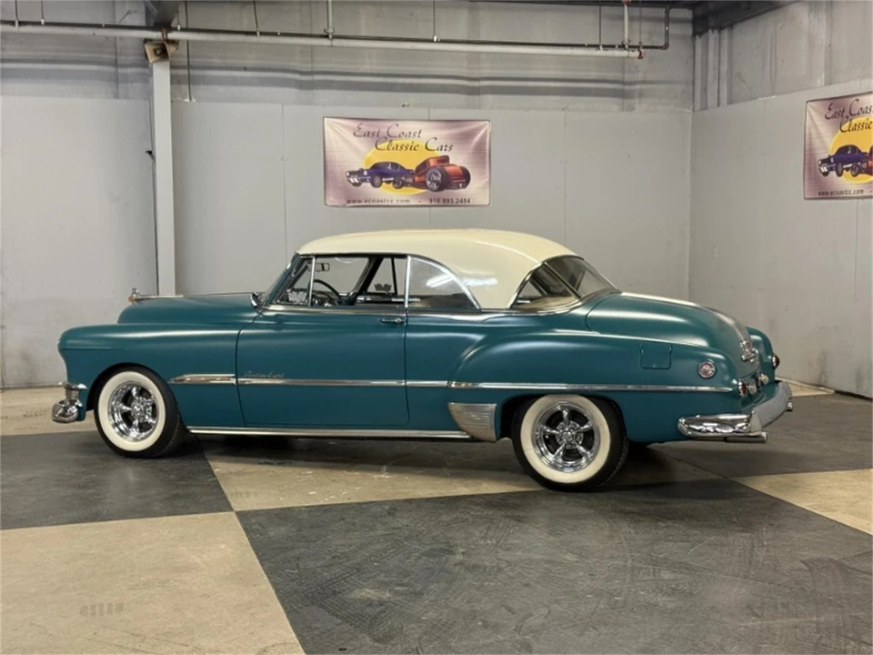 1951 Pontiac Catalina 1st Gen - Image 9 of 31