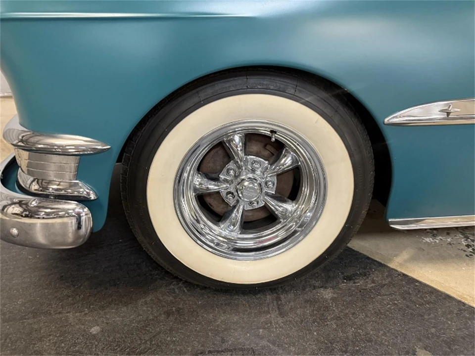 1951 Pontiac Catalina 1st Gen - Image 11 of 31