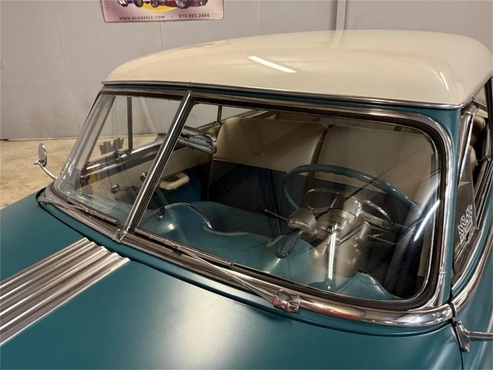 1951 Pontiac Catalina 1st Gen - Image 14 of 31
