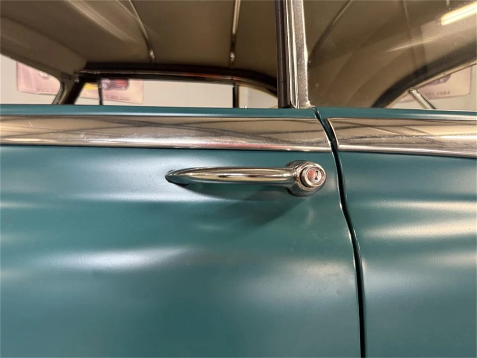 1951 Pontiac Catalina 1st Gen - Image 17 of 31