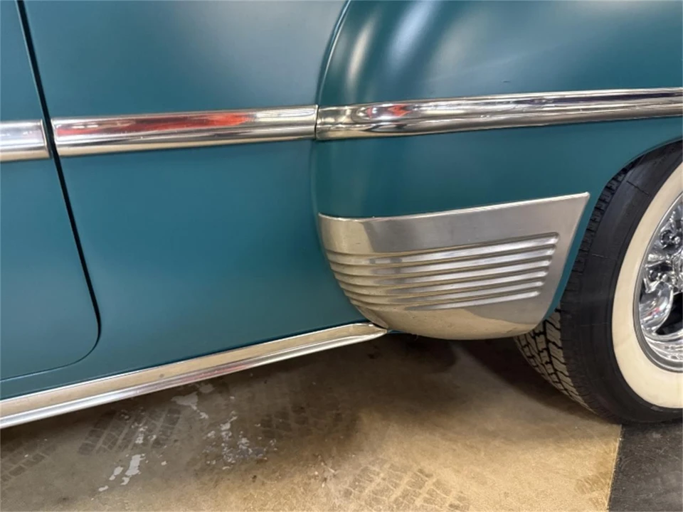 1951 Pontiac Catalina 1st Gen - Image 19 of 31