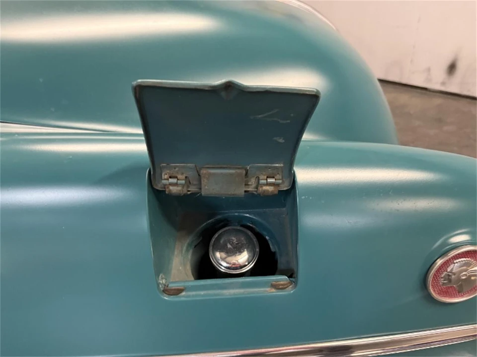 1951 Pontiac Catalina 1st Gen - Image 22 of 31
