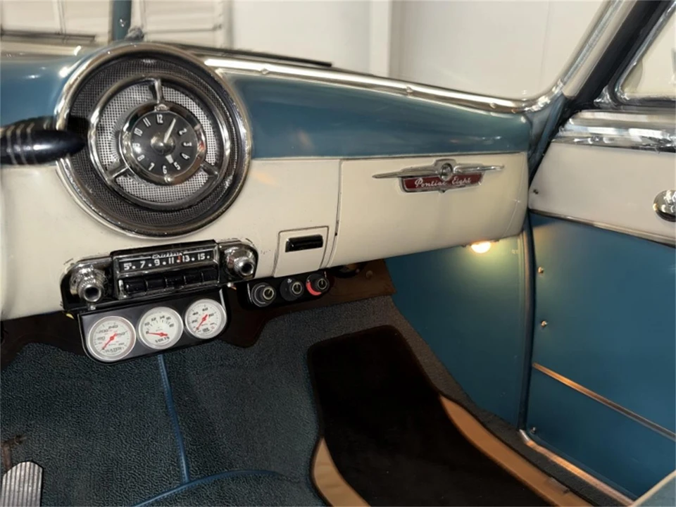 1951 Pontiac Catalina 1st Gen - Image 29 of 31