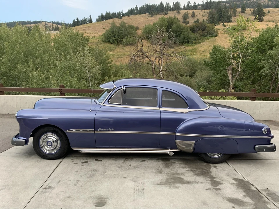 1951 Pontiac Chieftain - Image 10 of 31