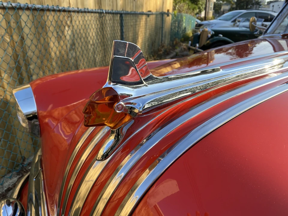 1951 Pontiac Chieftain - Image 24 of 31
