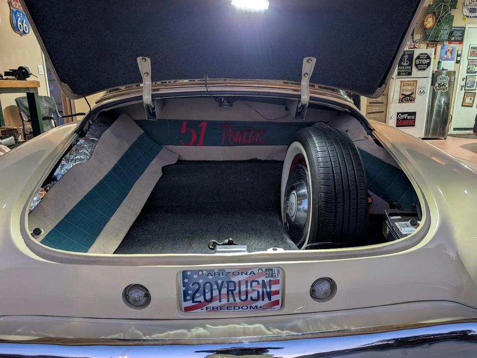 1951 Pontiac Chieftain - Image 13 of 16