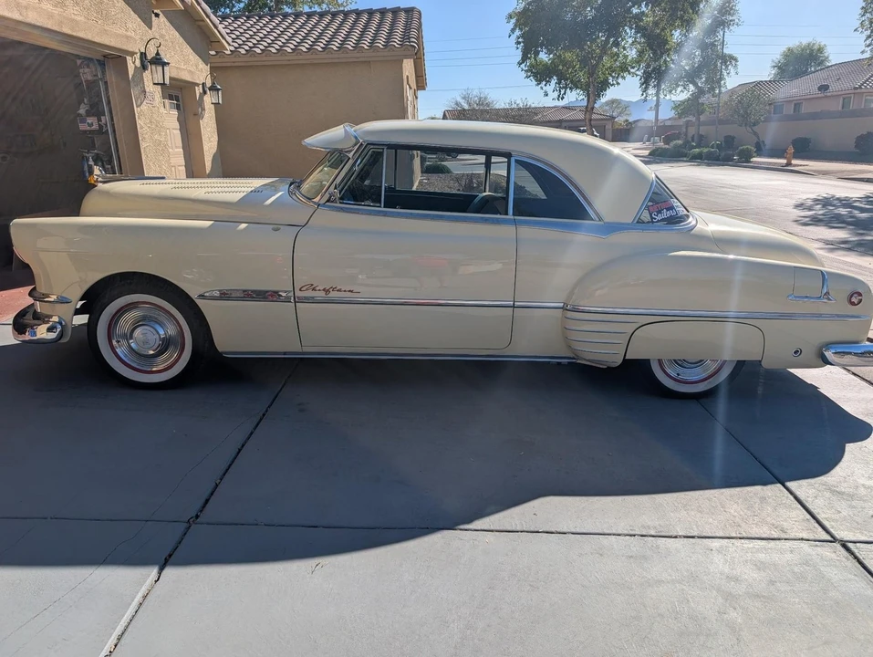 1951 Pontiac Chieftain - Image 2 of 16