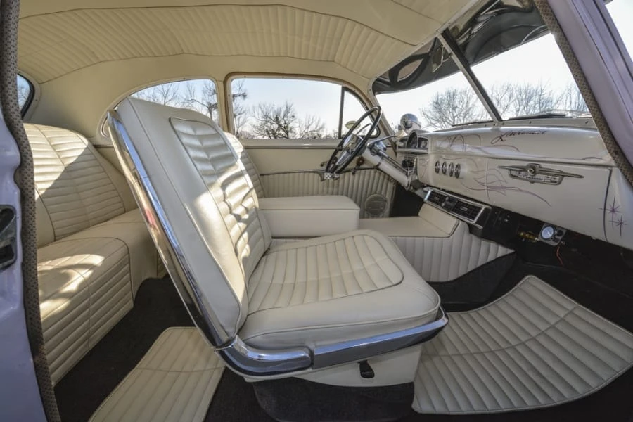 1951 Pontiac Chieftain - Image 5 of 12