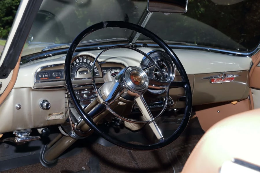 1951 Pontiac Chieftain - Image 14 of 31