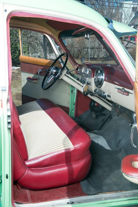 1951 Pontiac Chieftain - Image 15 of 21