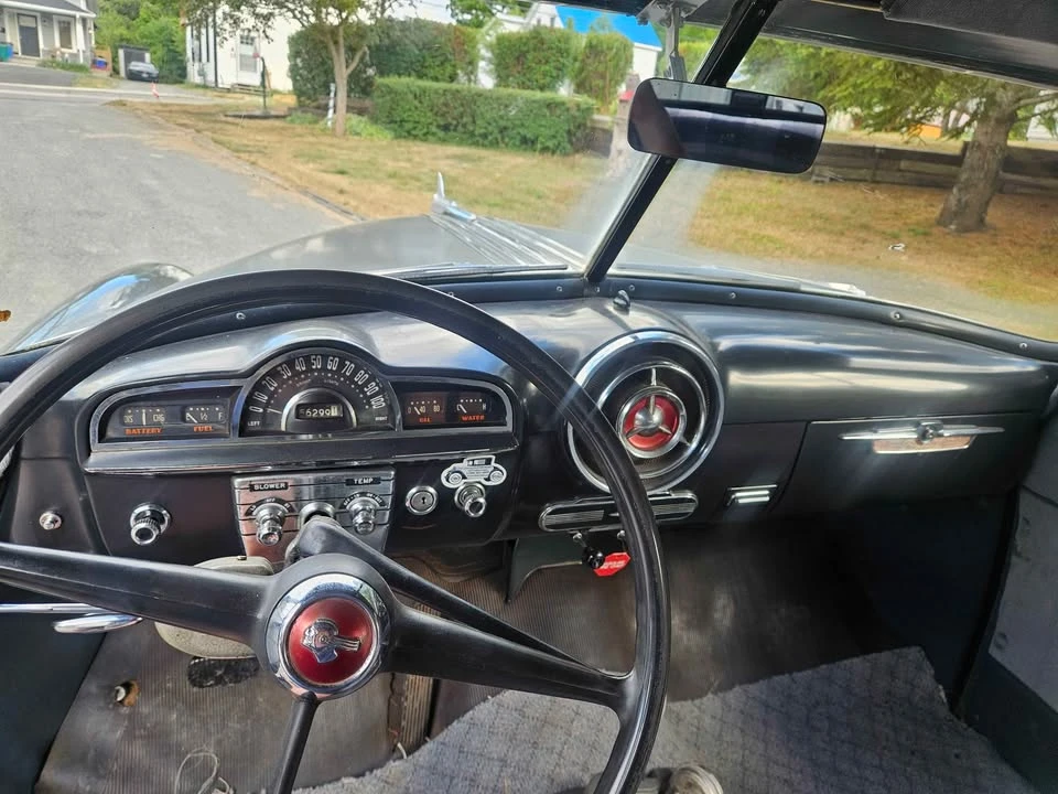 1951 Pontiac Chieftain - Image 9 of 10
