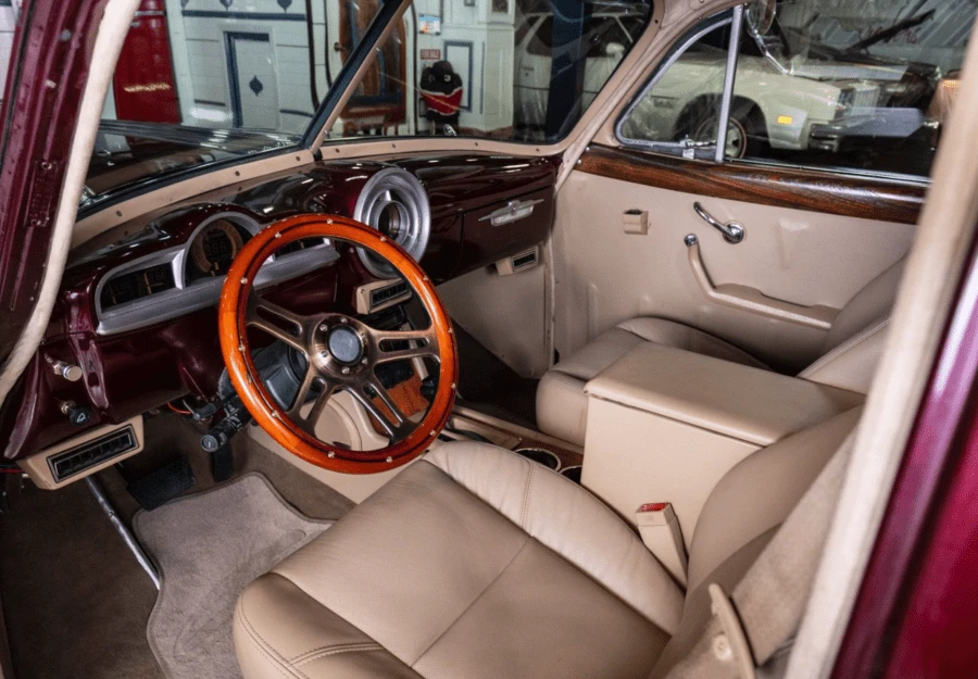 1951 Pontiac - Image 5 of 11