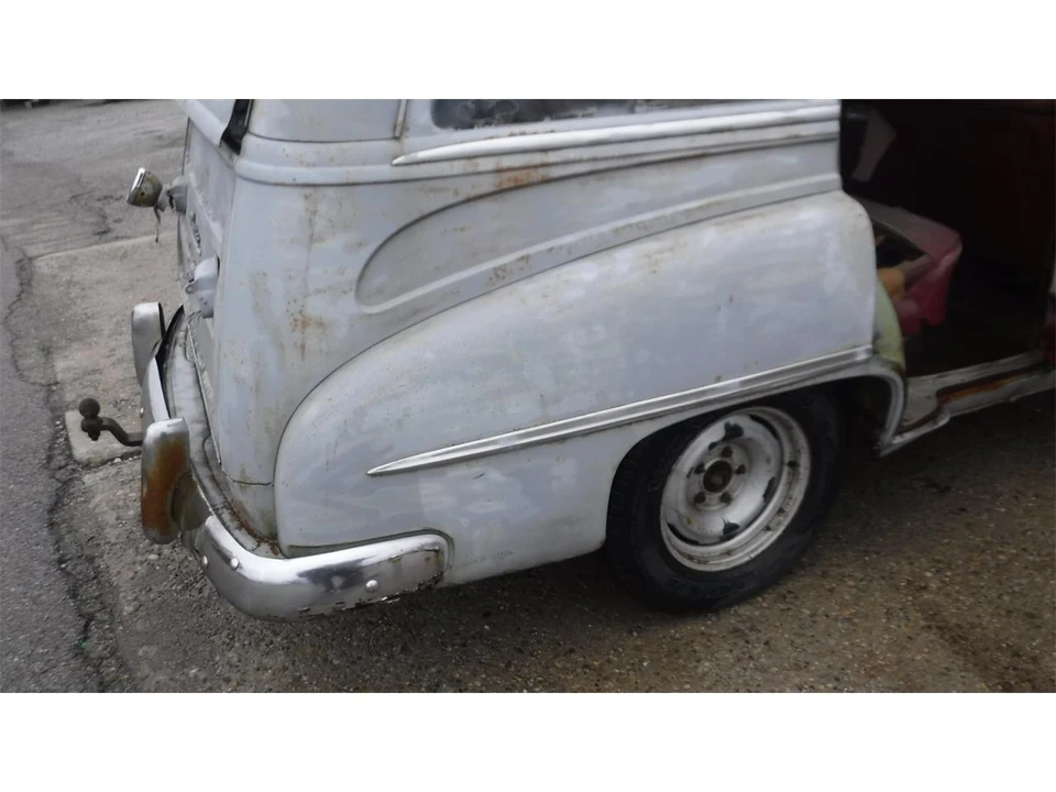1951 Pontiac Chieftain - Image 11 of 31
