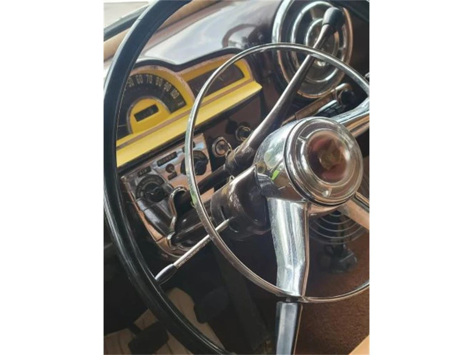 1951 Pontiac Chieftain - Image 12 of 16