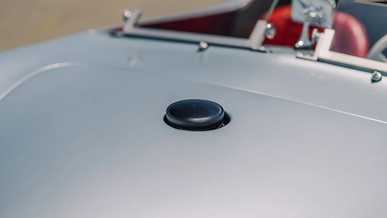 1951 Porsche 356 Pre-A - Image 28 of 31