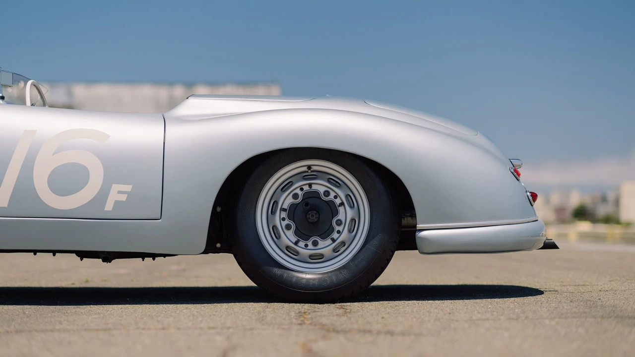 1951 Porsche 356 Pre-A - Image 14 of 31