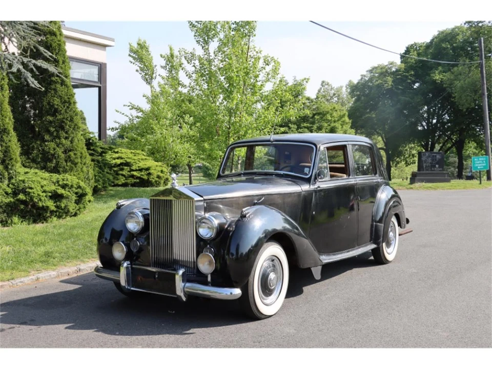 1951 Rolls-Royce Silver Dawn - Image 2 of 10