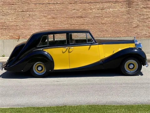1951 Rolls-Royce Silver Wraith Touring Limousine