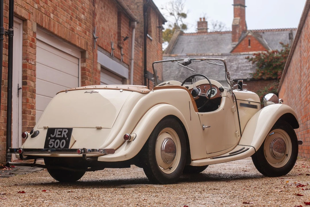 1951 Singer - Image 9 of 30