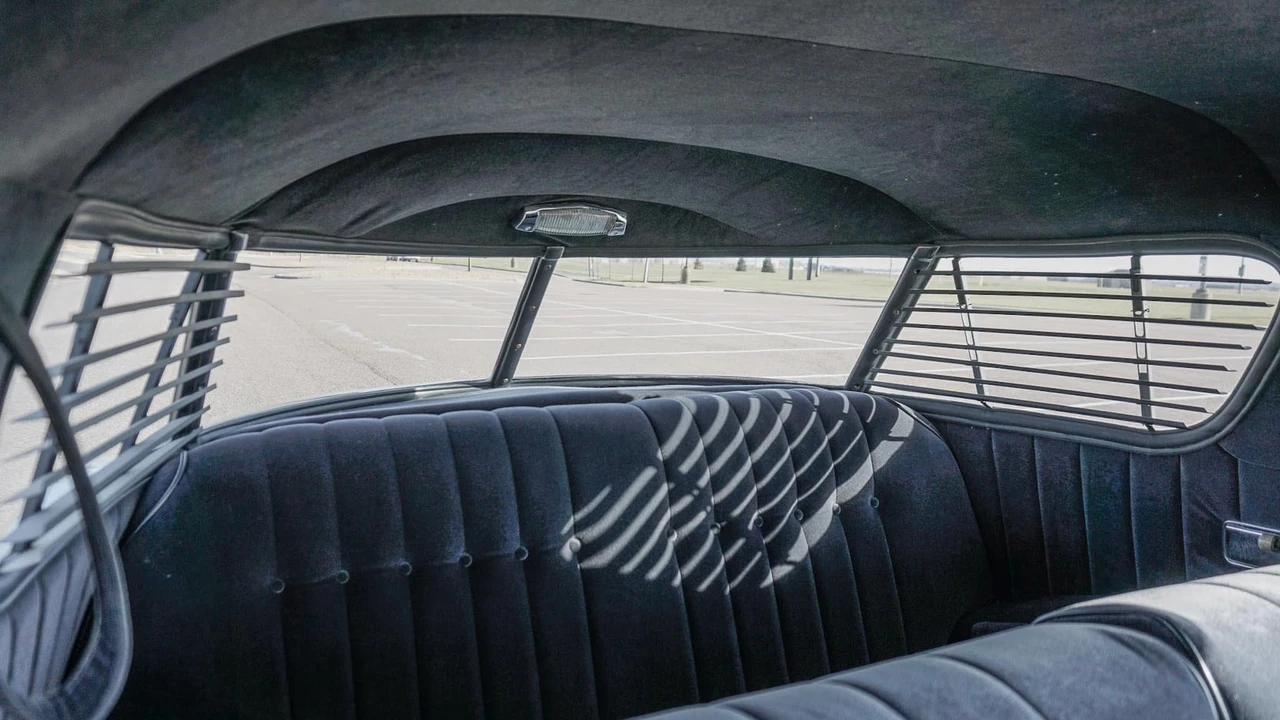 1951 Studebaker Commander - Image 6 of 31