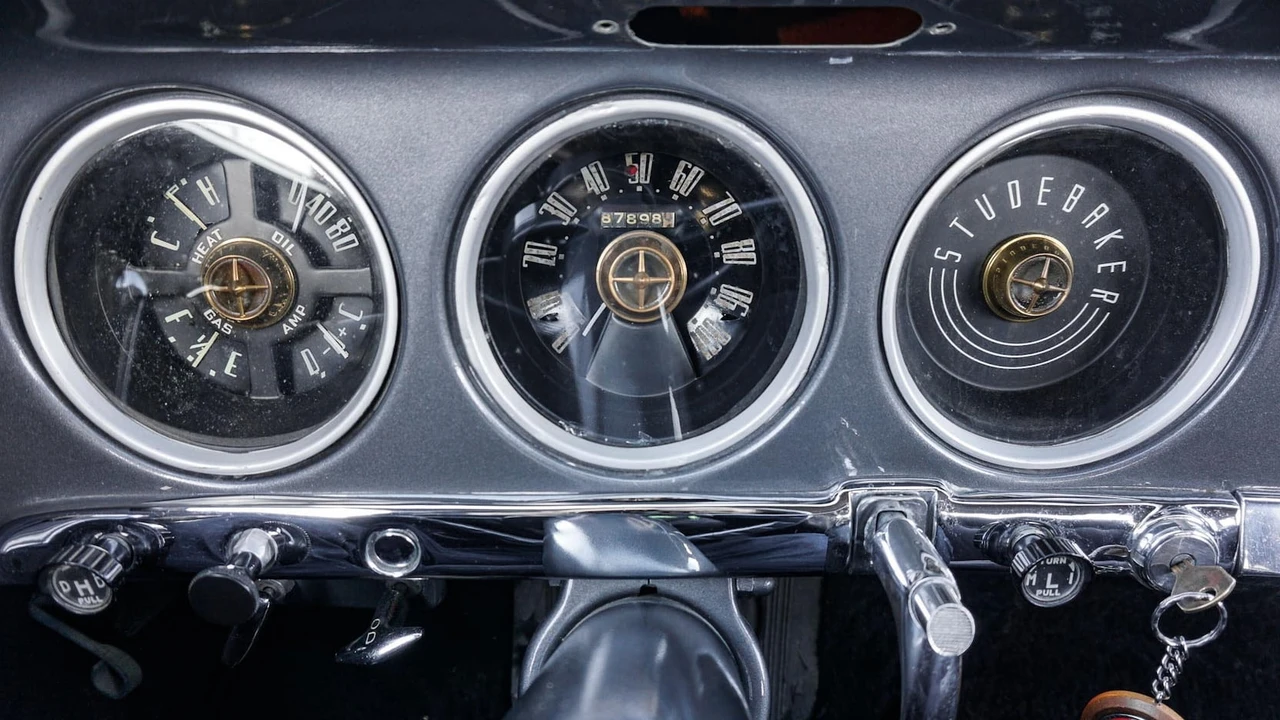 1951 Studebaker Commander - Image 17 of 31