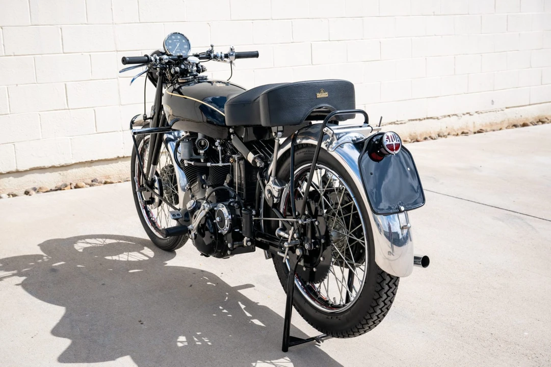 1951 Vincent Black Shadow - Image 2 of 9