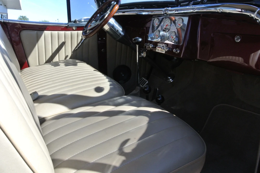 1951 Willys Jeepster - Image 4 of 5