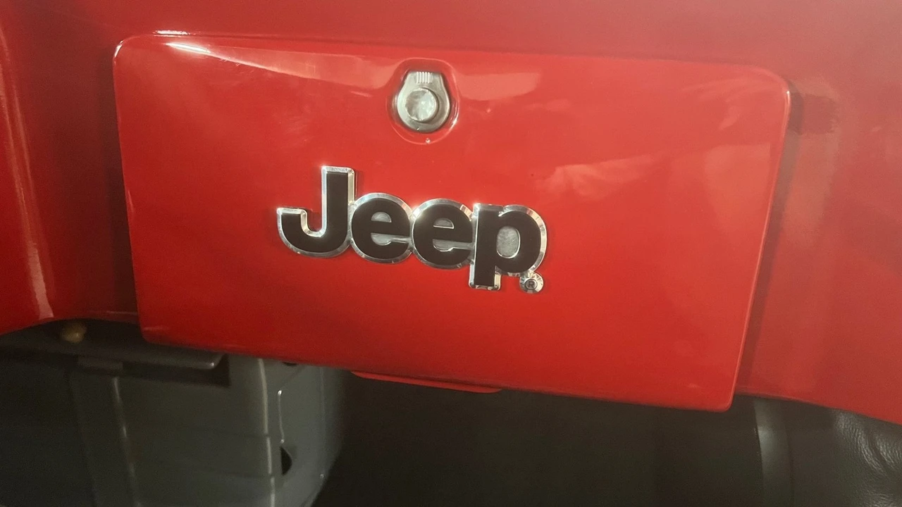 1951 Willys Jeepster - Image 15 of 31