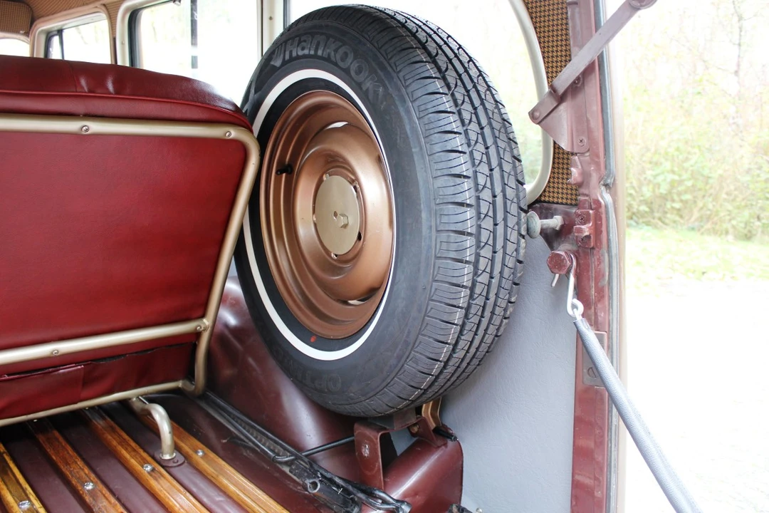 1951 Willys Jeep Wagon - Image 16 of 31