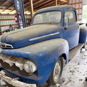 1951 Ford F-100 Flathead V8